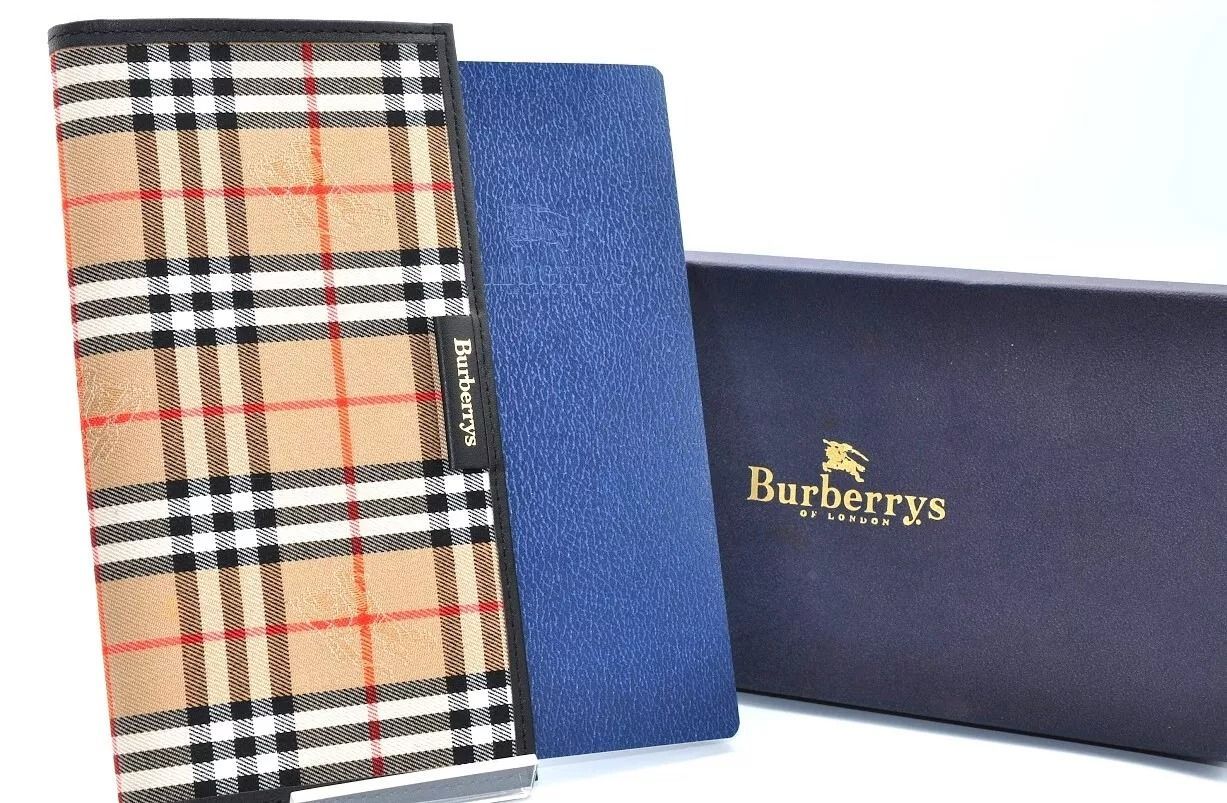 新品未使用BURBERRYブックカバー本カバー手帳カバースケジュール 新品未使用BURBERRYブックカバー本カバー手帳カバースケジュール