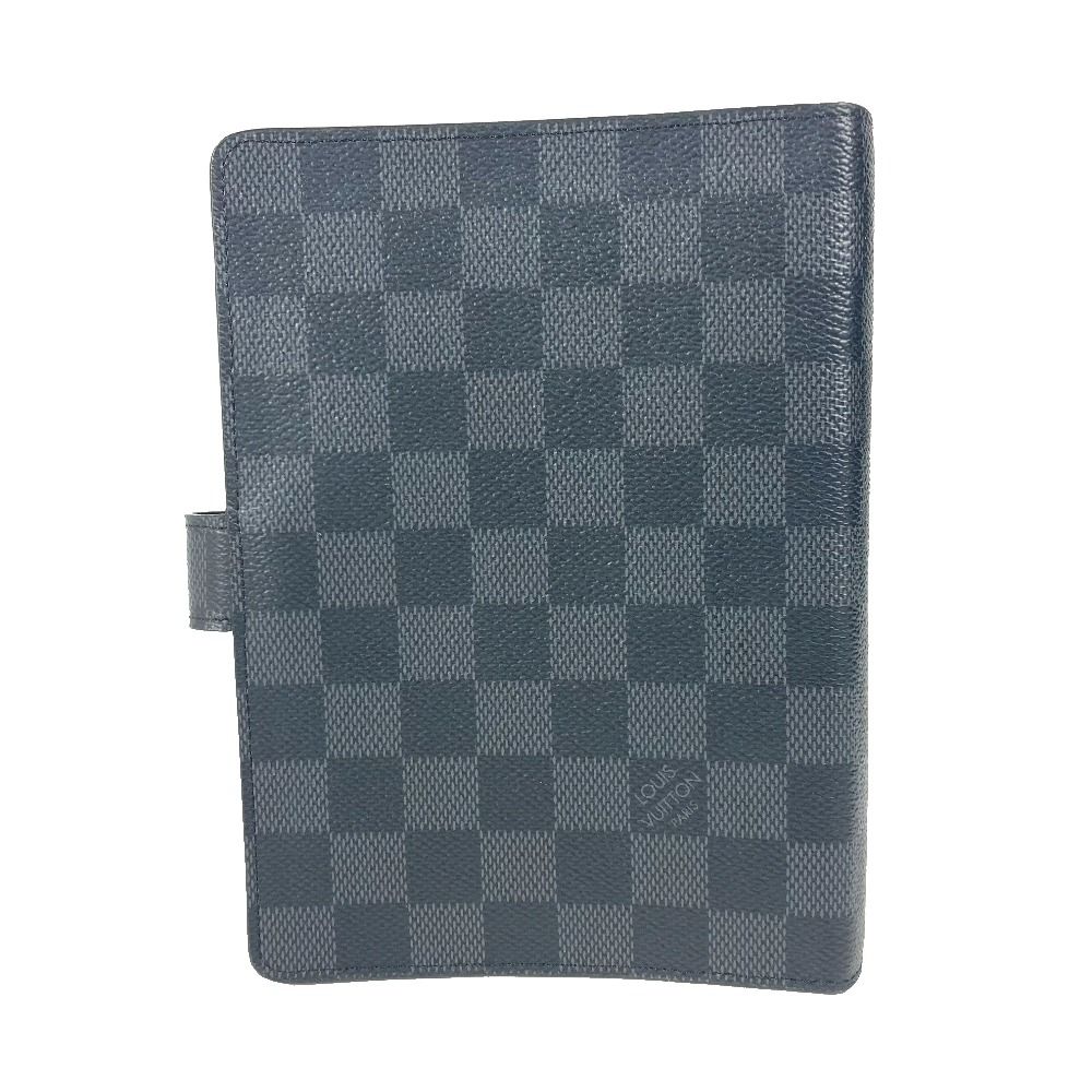 VUITTON