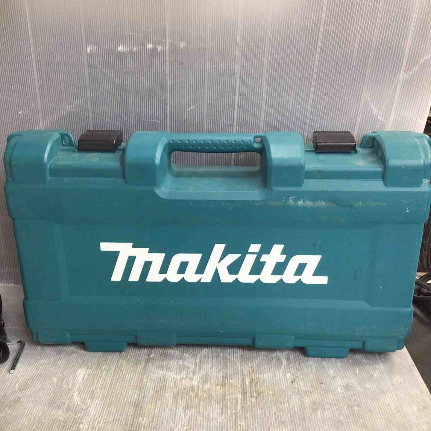 makita
