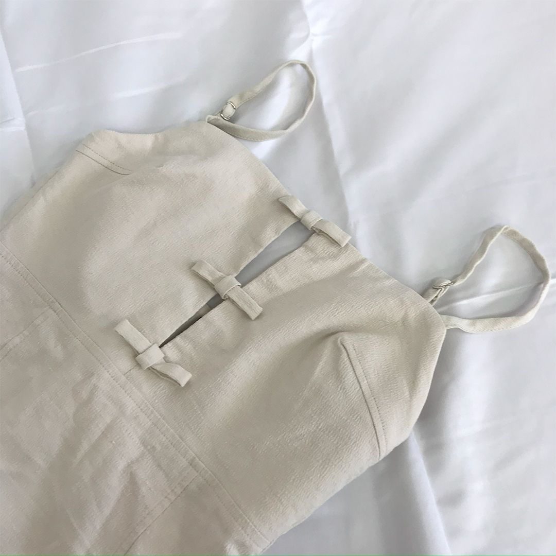 ZARA ザラ カットアウト ＆ リボン ディテール入り ミディ丈