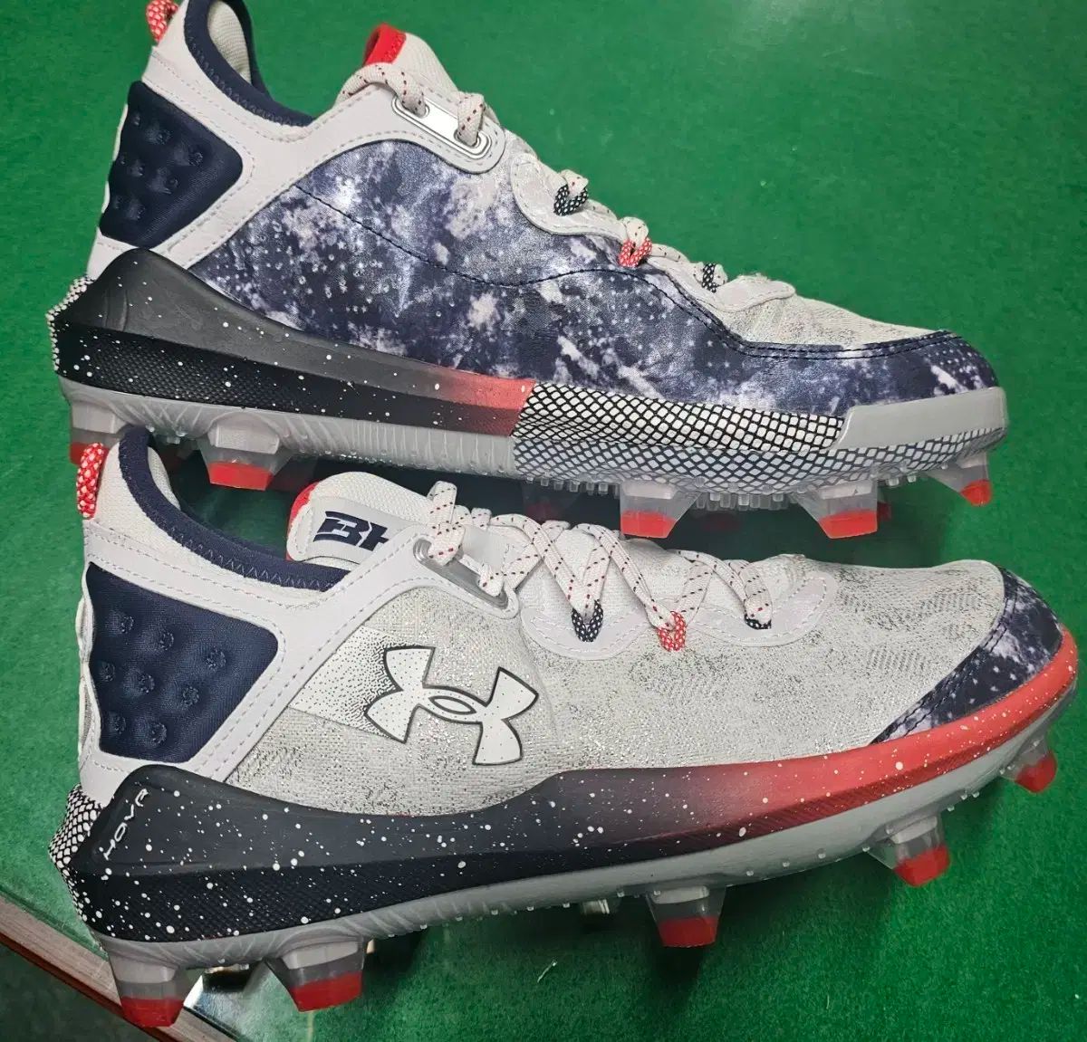 アンダーアーマー エリート ハーパー8 TPU 野球シューズ 275