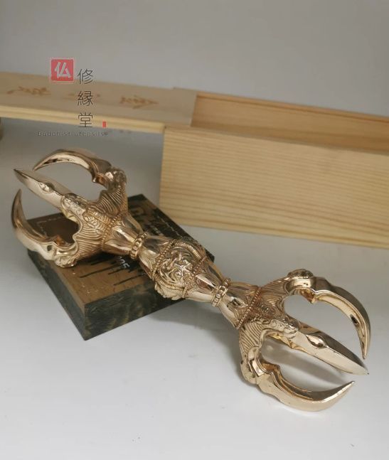 【修縁堂】真言宗 法器 仏具 五鈷杵 銅製 法器 密教法具 重文 金銅密教法具 | 藤田美術館 | FUJITA MUSEUM藤田美術館