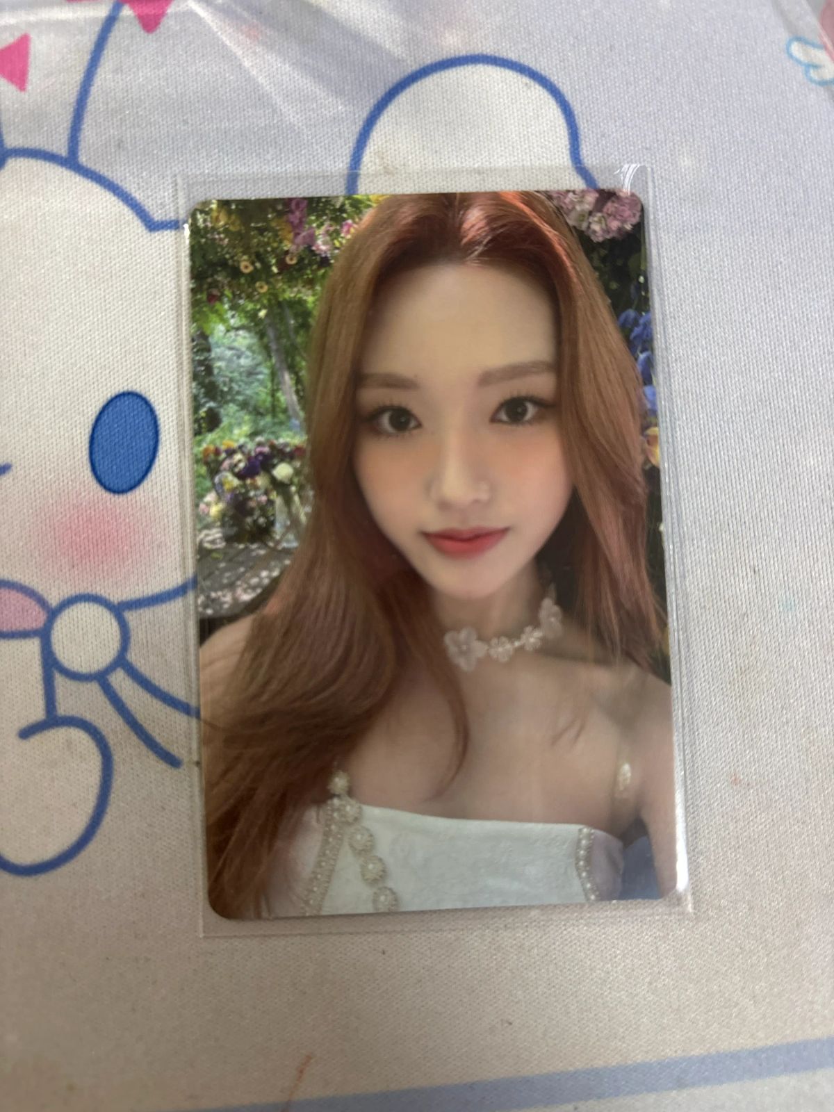 LOONA 今月の少女 ゴウォン＆オリビアへ トレカ 出席カードあり LOONA 今月の少女 トレカ10種セット