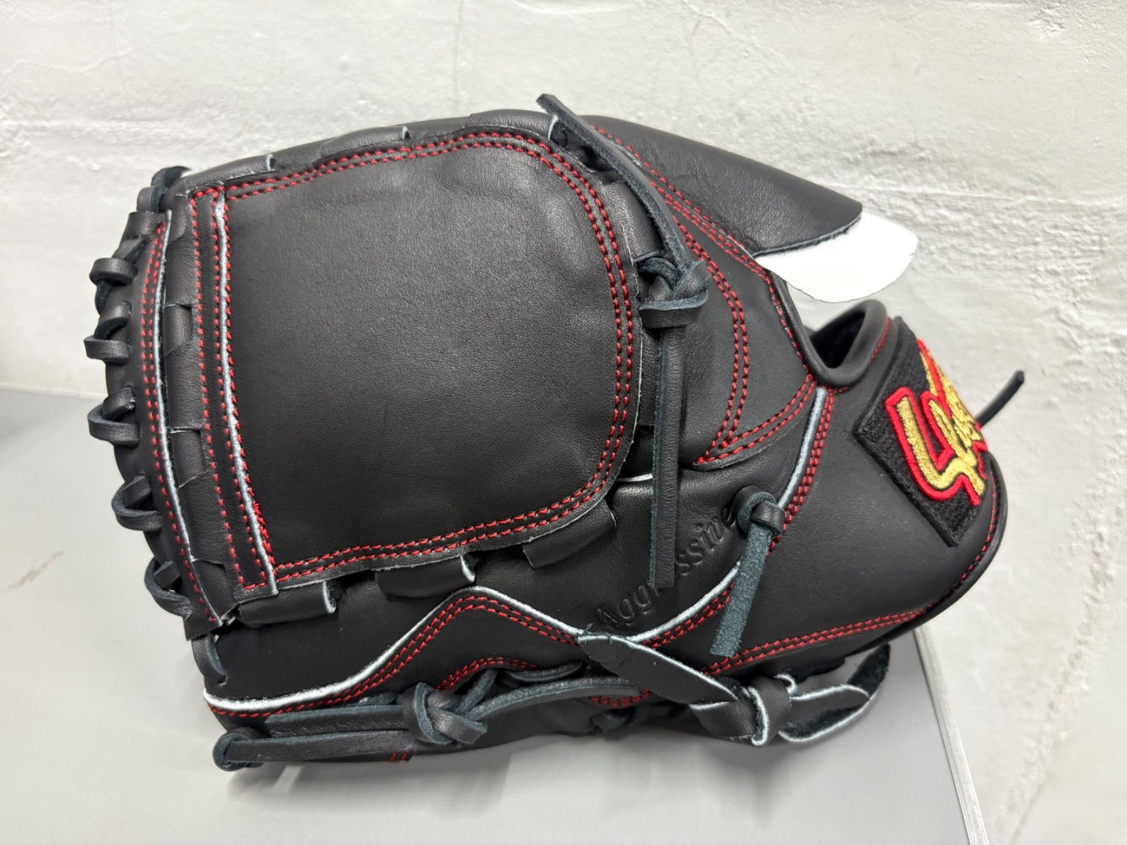 中古品 ディオ DiO 軟式 内野手用グローブ 刺繍入り 1241