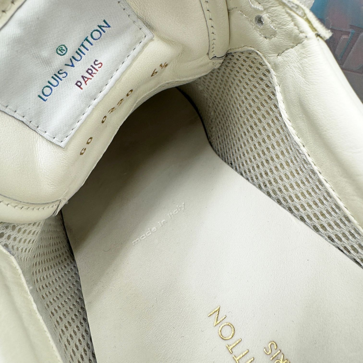 LOUIS VUITTON ランナウェイ ライン スニーカー レインボー