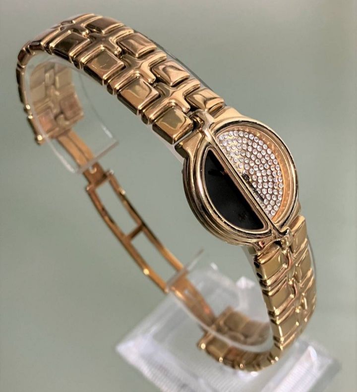 ☆稼動品☆RAYMOND WEIL レイモンド ウィル/TRAVIATA☆レアモデル☆ストーン×黒文字盤☆QZ☆レディース腕時計☆ - メルカリ