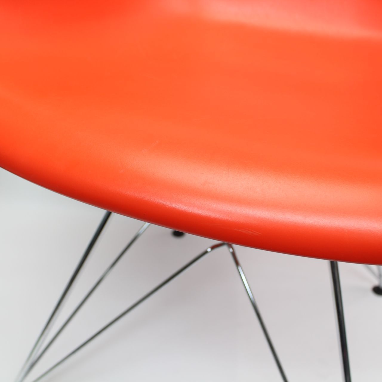 624 ハーマンミラー