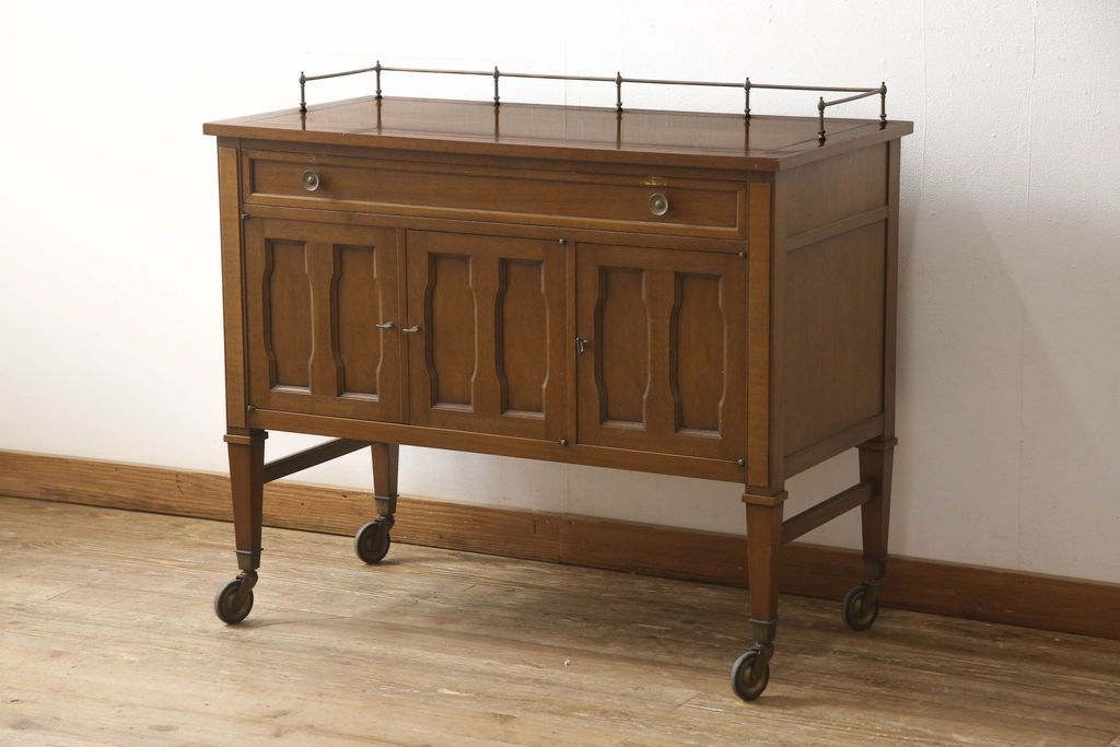 事前問合せ必須 DREXEL HERITAGE ドレクセルヘリテイジ Triune