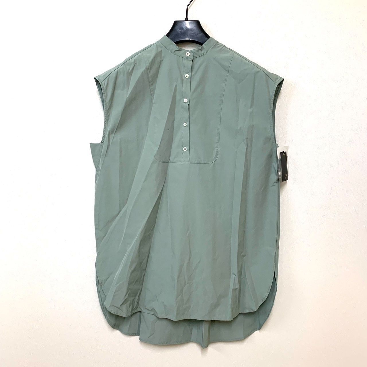 Aga】アーガ/ノーカラープルオーバーブラウス/38/未使用品/ヤマダヤ 