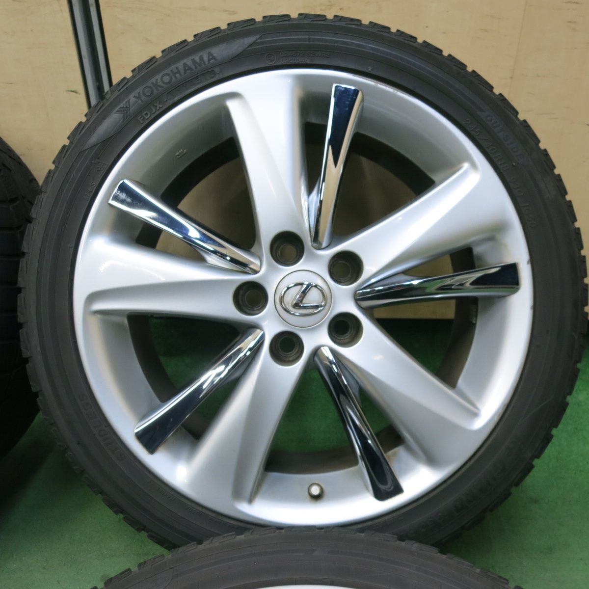 センサー付き！4本☆レクサス GS 純正 245/40R18 スタッドレス 