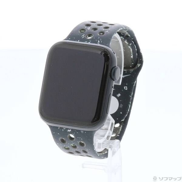 〔中古品〕 Apple Watch SE 第2世代 GPS 44mm ミッドナイトアルミニウムケース ミッドナイトスカイNikeスポーツバンド【295】