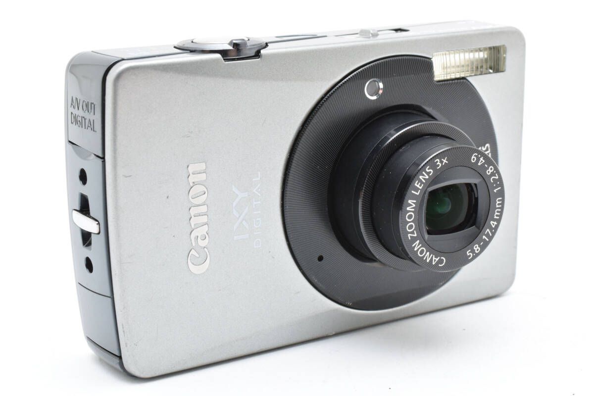 Canon IXY