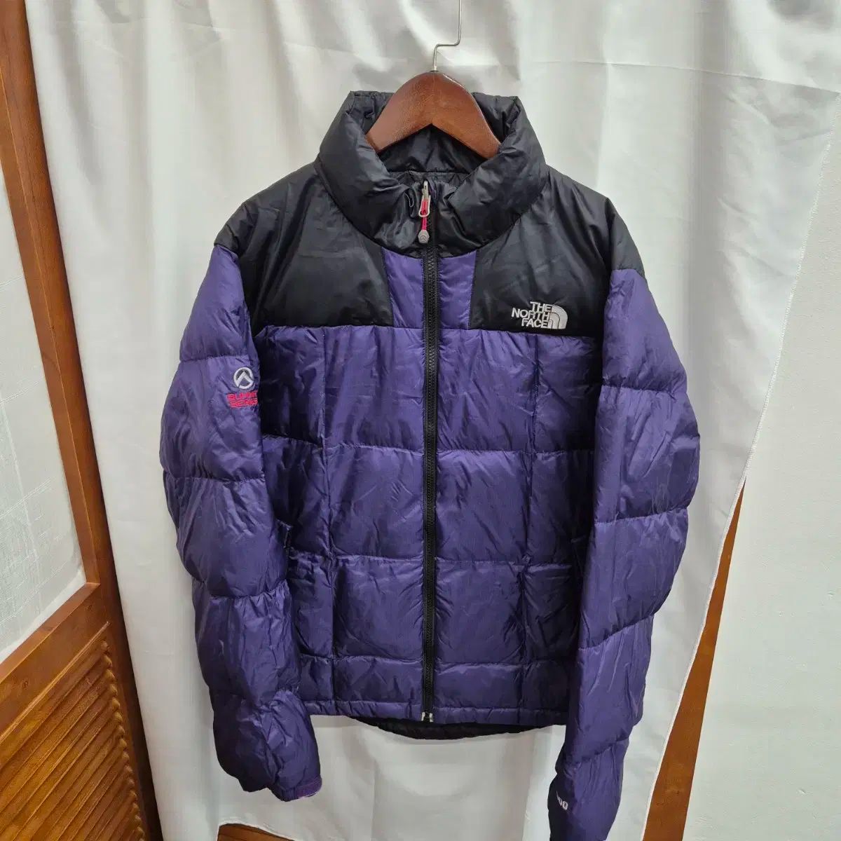 【雷市場（ポンジャン）商品韓国直送】 THE NORTH FACE(ザノースフェイス) サミットシリーズ 紫 軽量 ダウンジャケット 95