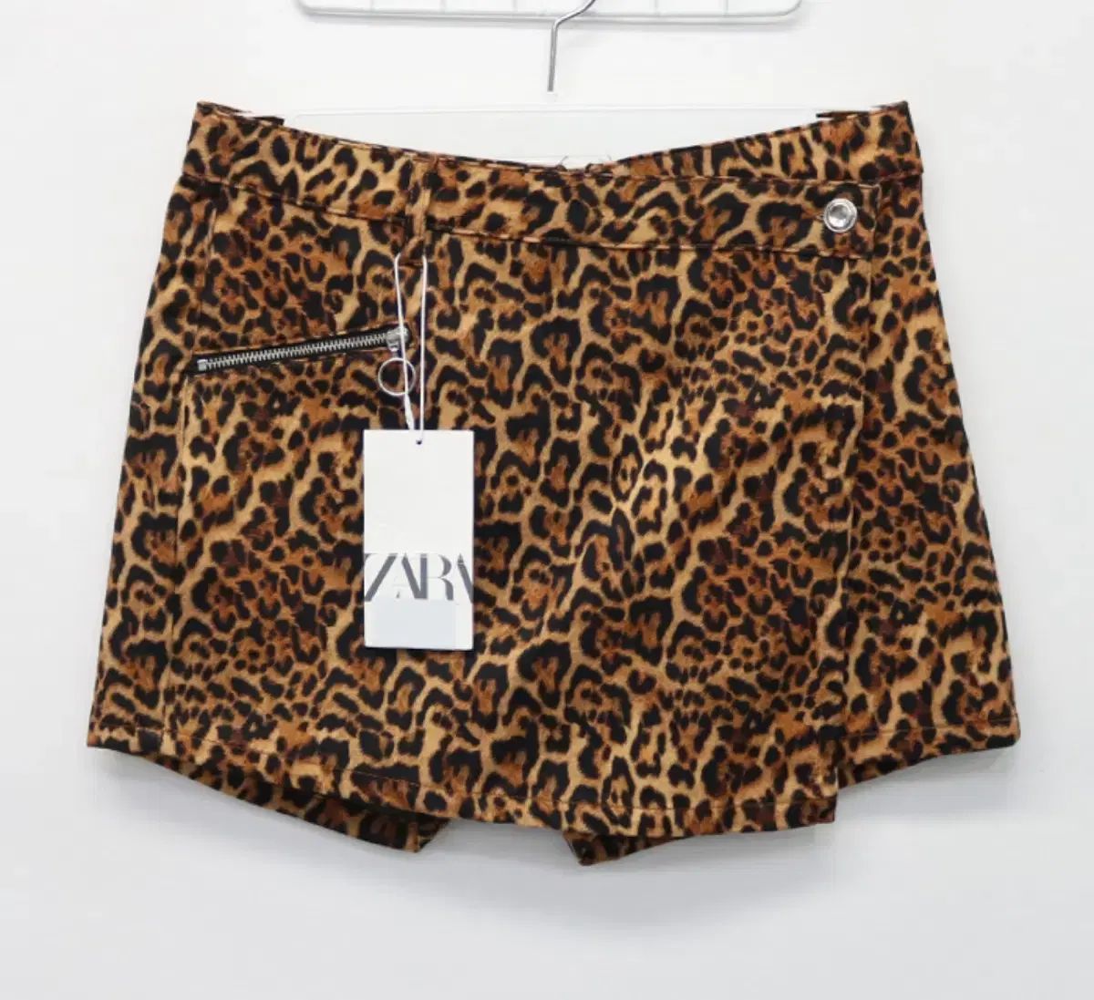 ZARAレオパードパンツ レオパード（ヒョウ柄） ZARA(ザラ) パンツ