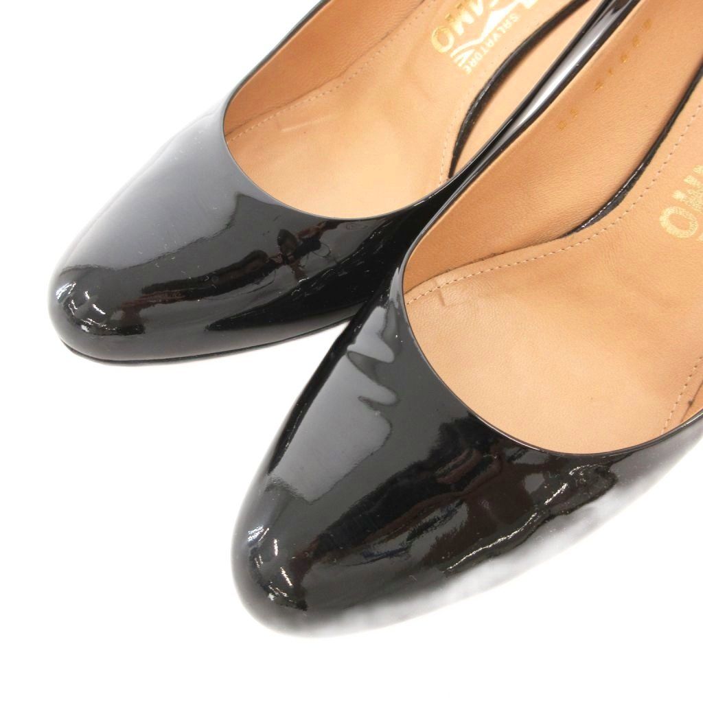 サルヴァトーレフェラガモ Salvatore Ferragamo パンプス ヒール