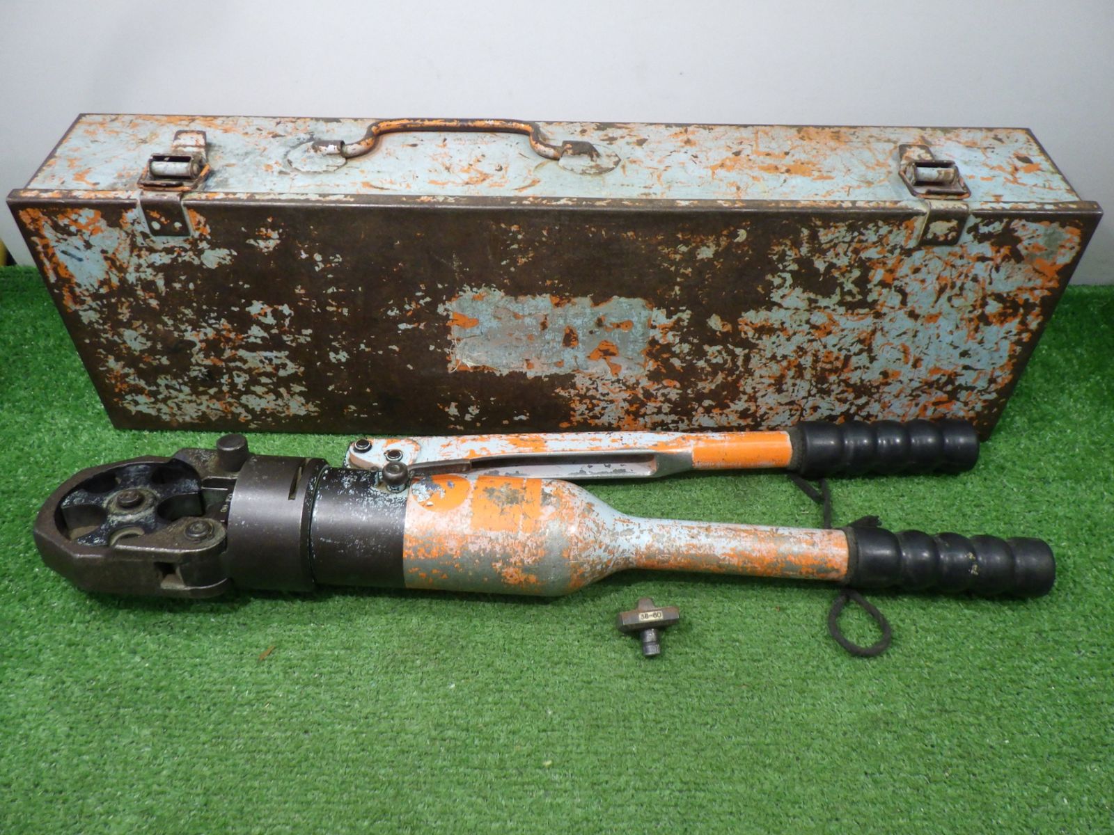 中古品】☆泉精器(IZUMI) 手動油圧式圧着工具 9H-2【八潮店】 イズミ