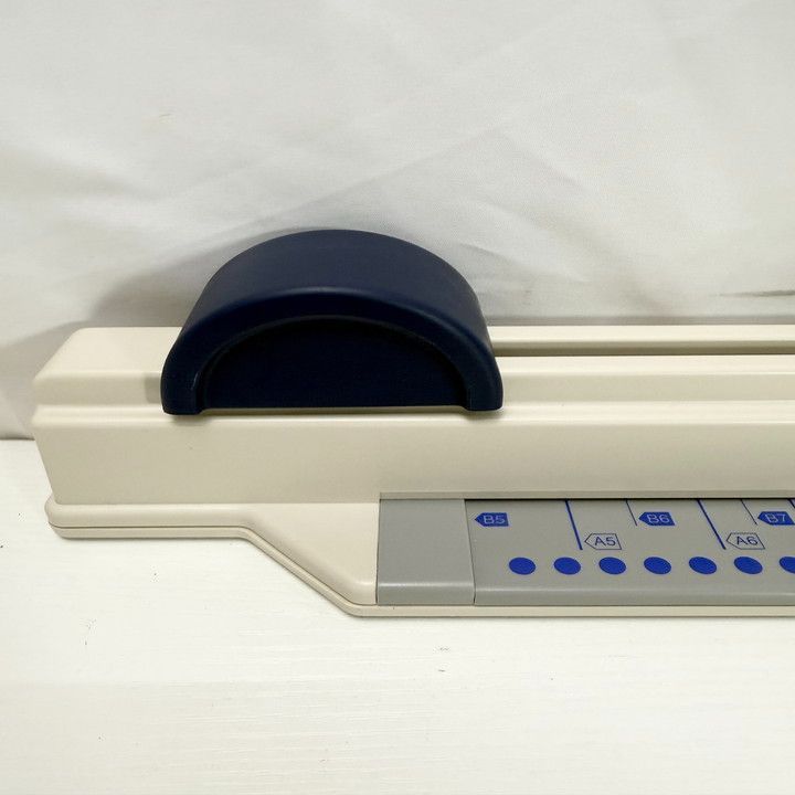 穴あけパンチ ルーズリーフ|リングバインダー用