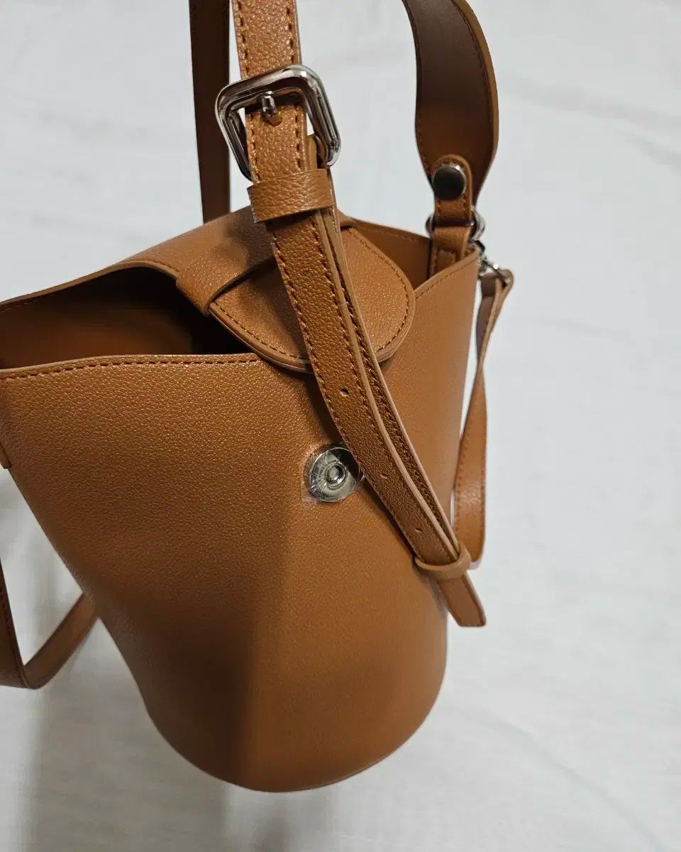 戻ってきました バケット クロスショルダー DECORATOM_COM_BR