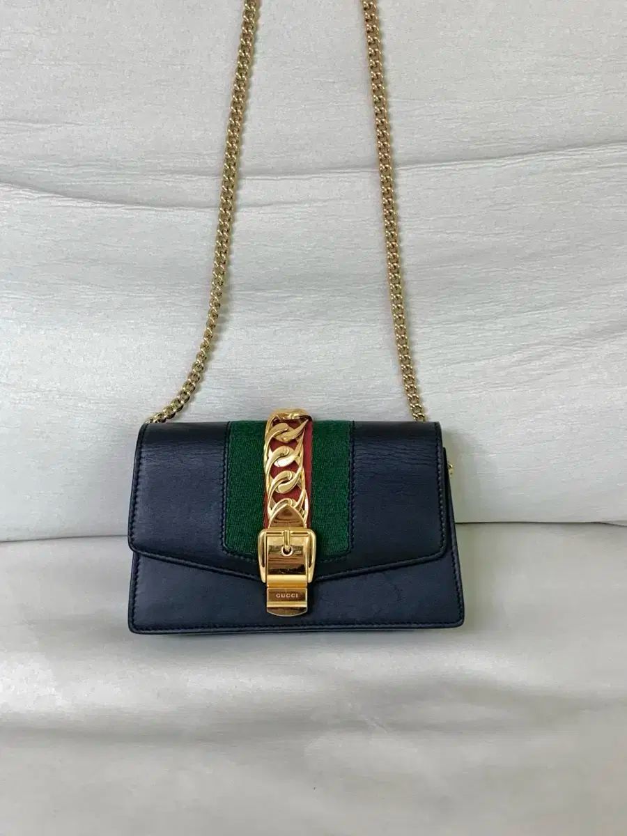 グッチ