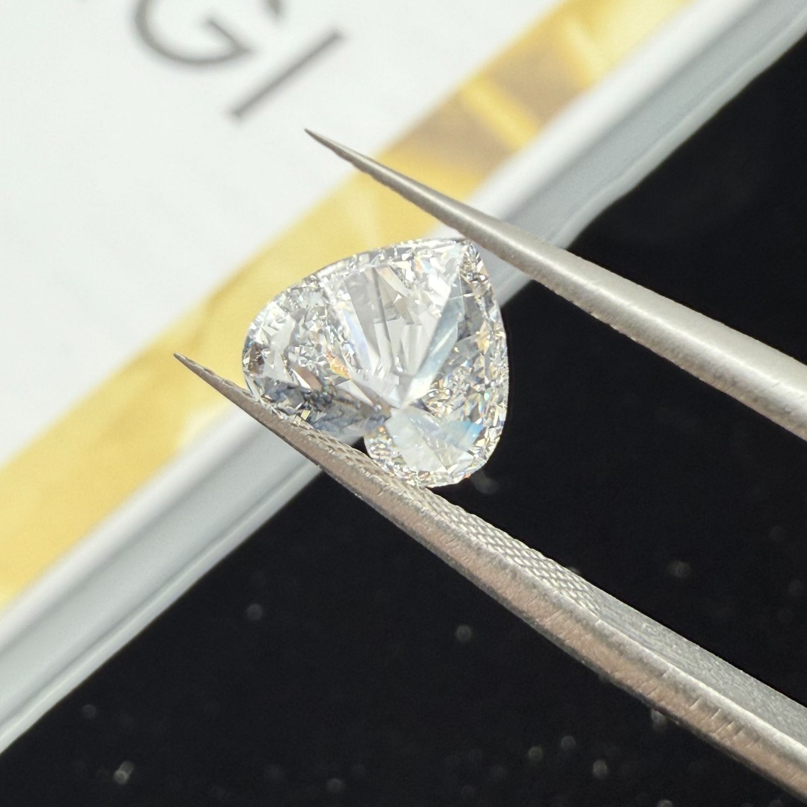 2.06ct E VS1 Heart Cut ラボグロウンダイヤモンド ルース ハート 