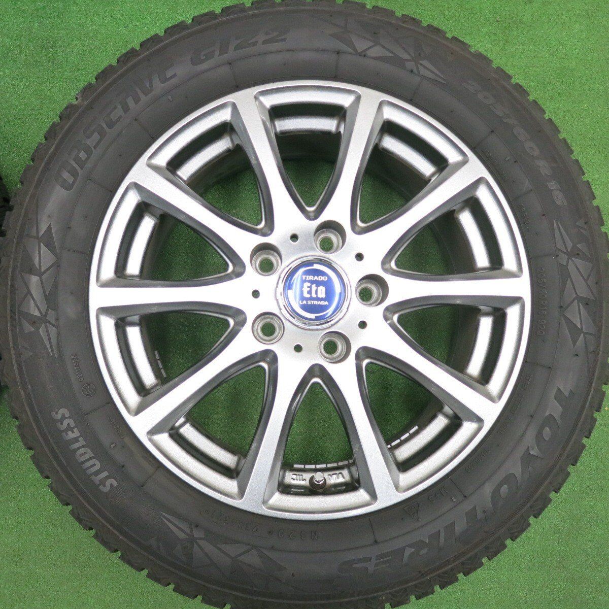 バリ溝！21年！キレイ！9.5分☆スタッドレス 205/60R16 トーヨー