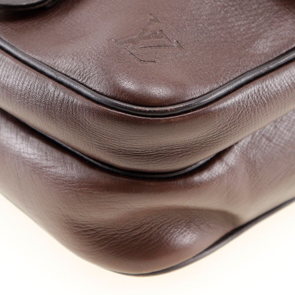 LOUIS VUITTON】ルイ・ヴィトン イロクワ ユタ M92534 レザー 茶