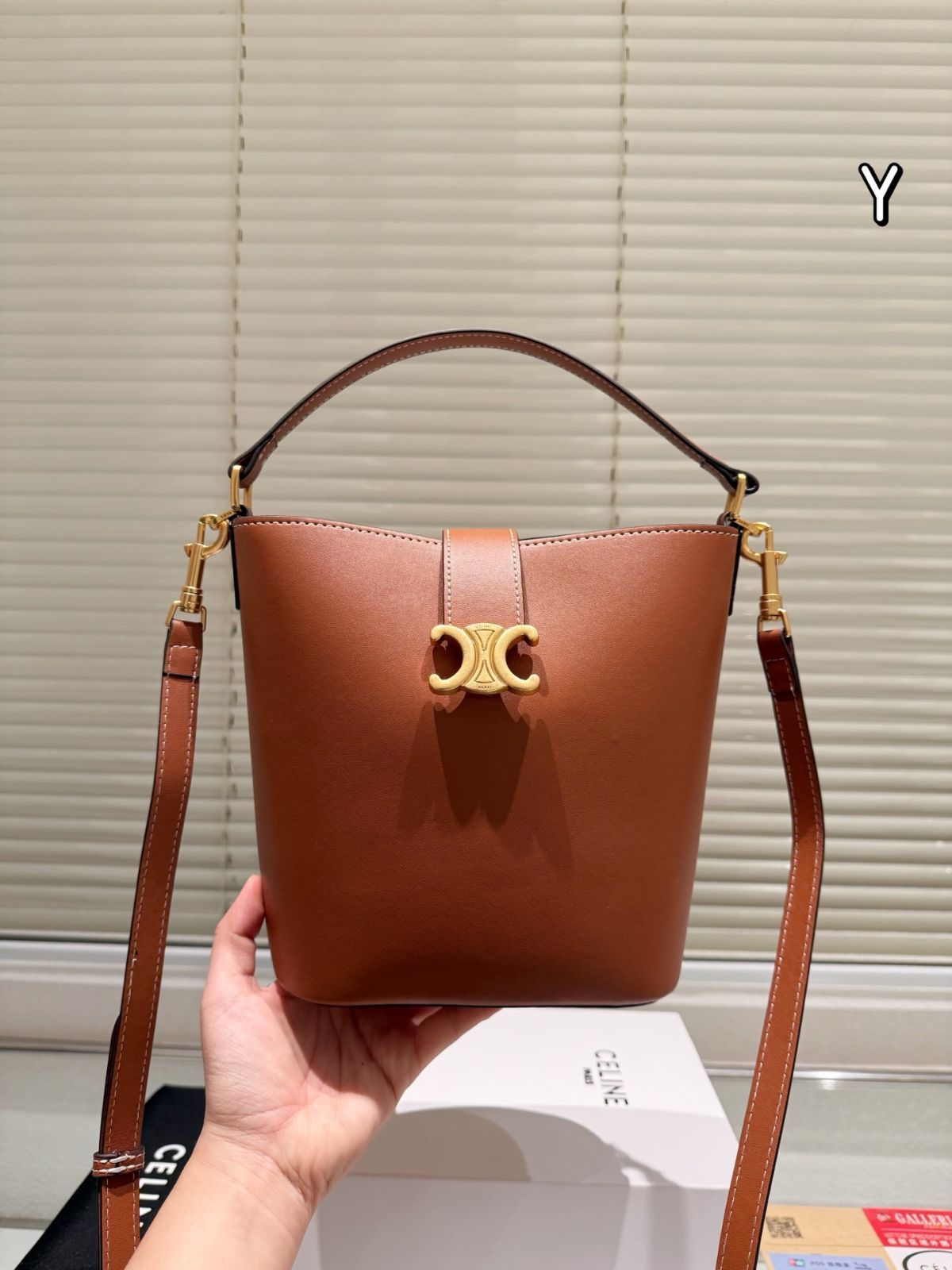 直営店‐CELINE‐ Triomphe バケットバッグ 楽天市場】セリーヌ CELINE ショルダーバッグ バケットバッグ