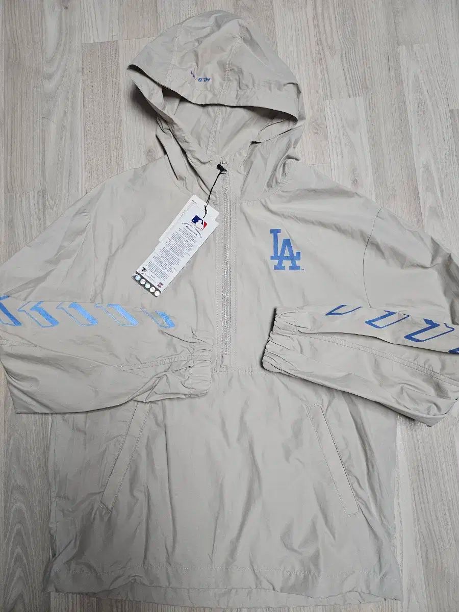 ウィンドブレーカー