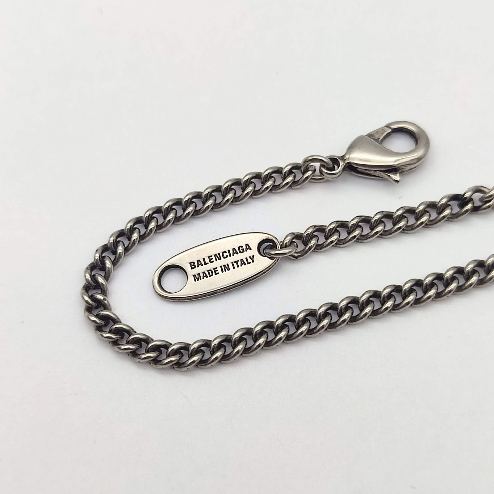 超美品】BALENCIAGA バレンシアガ BBアイコンネックレス ロゴ 超美品】BALENCIAGA バレンシアガ BBアイコンネックレス ロゴ