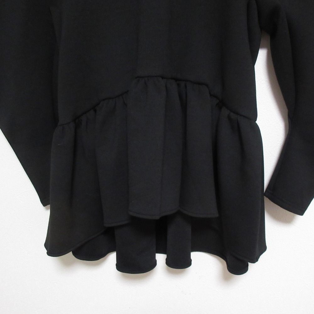 美品♪ツルバイマリコオイカワ Kirill キリル ペプラムトップス ブラック黒 TSURU by Mariko Oikawa tシャツ 「Tsuru Oikawa/ツルバイマリコ