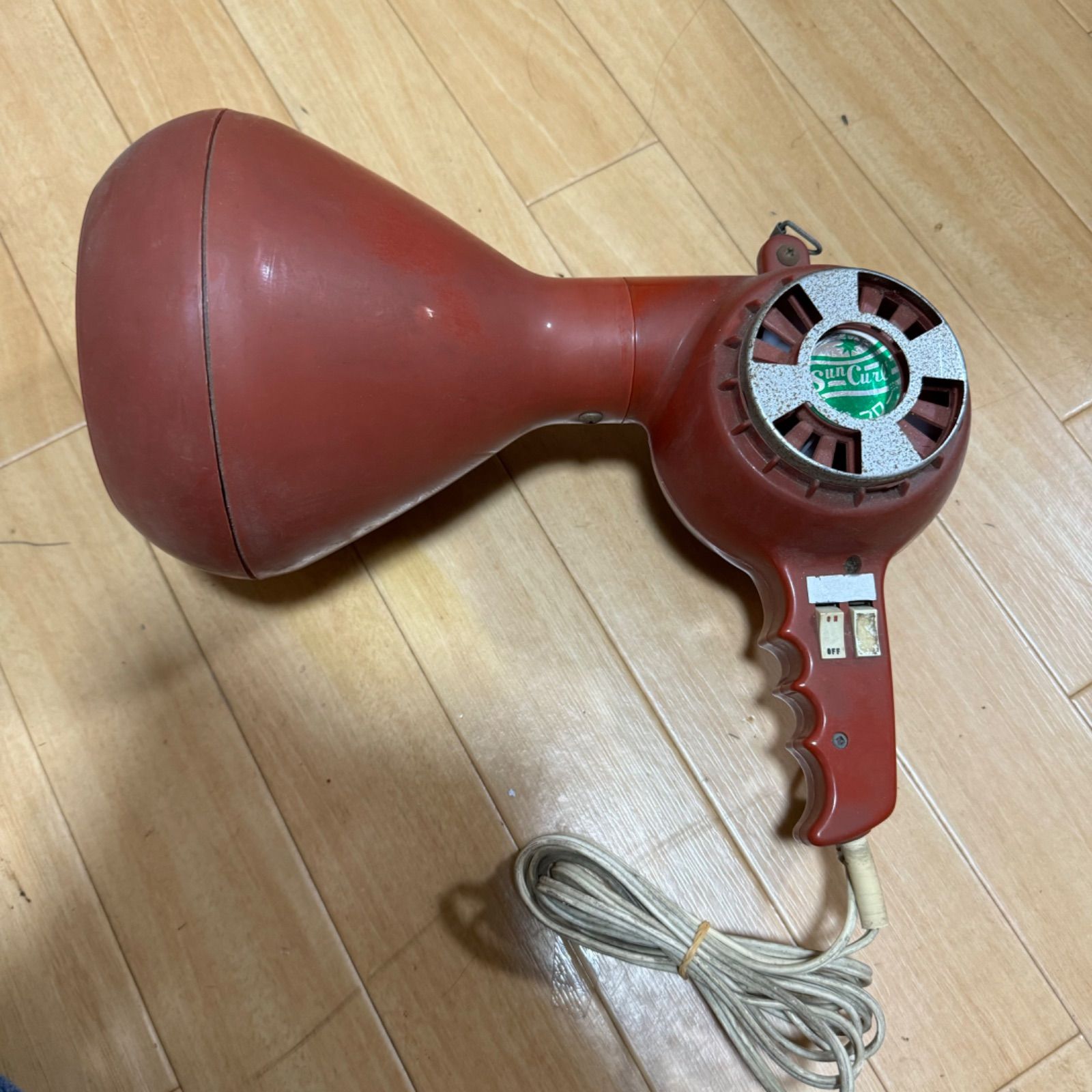 昭和ヴィンテージ　レトロ　ドライヤー　ブラウン製 中古】昭和レトロ ドライヤー suncurl 赤外線ブロー - メルカリ