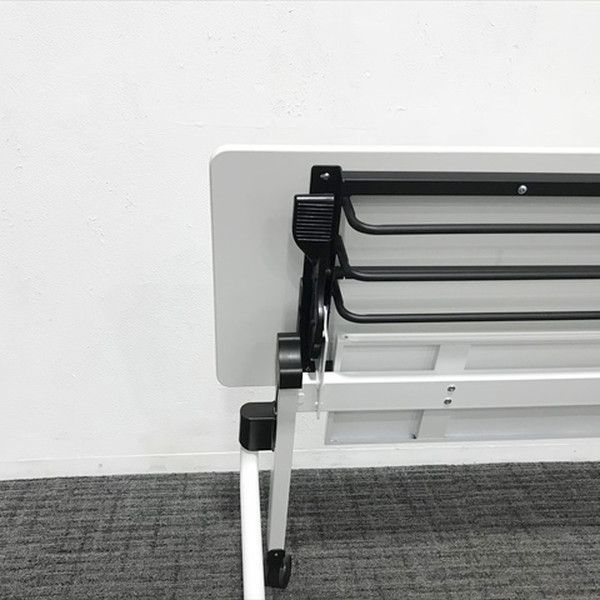 フラップ式会議テーブル