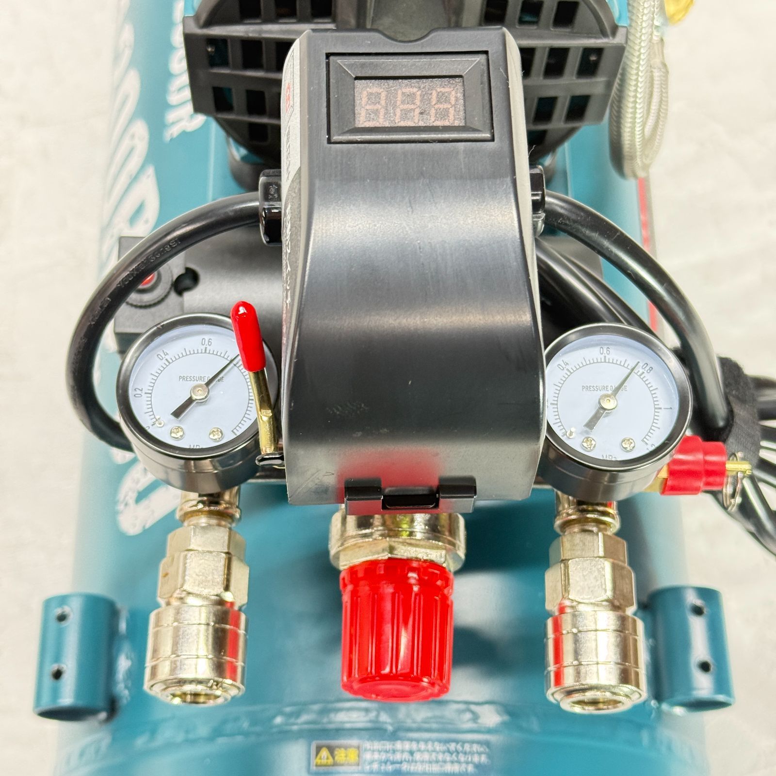 コンプレッサー