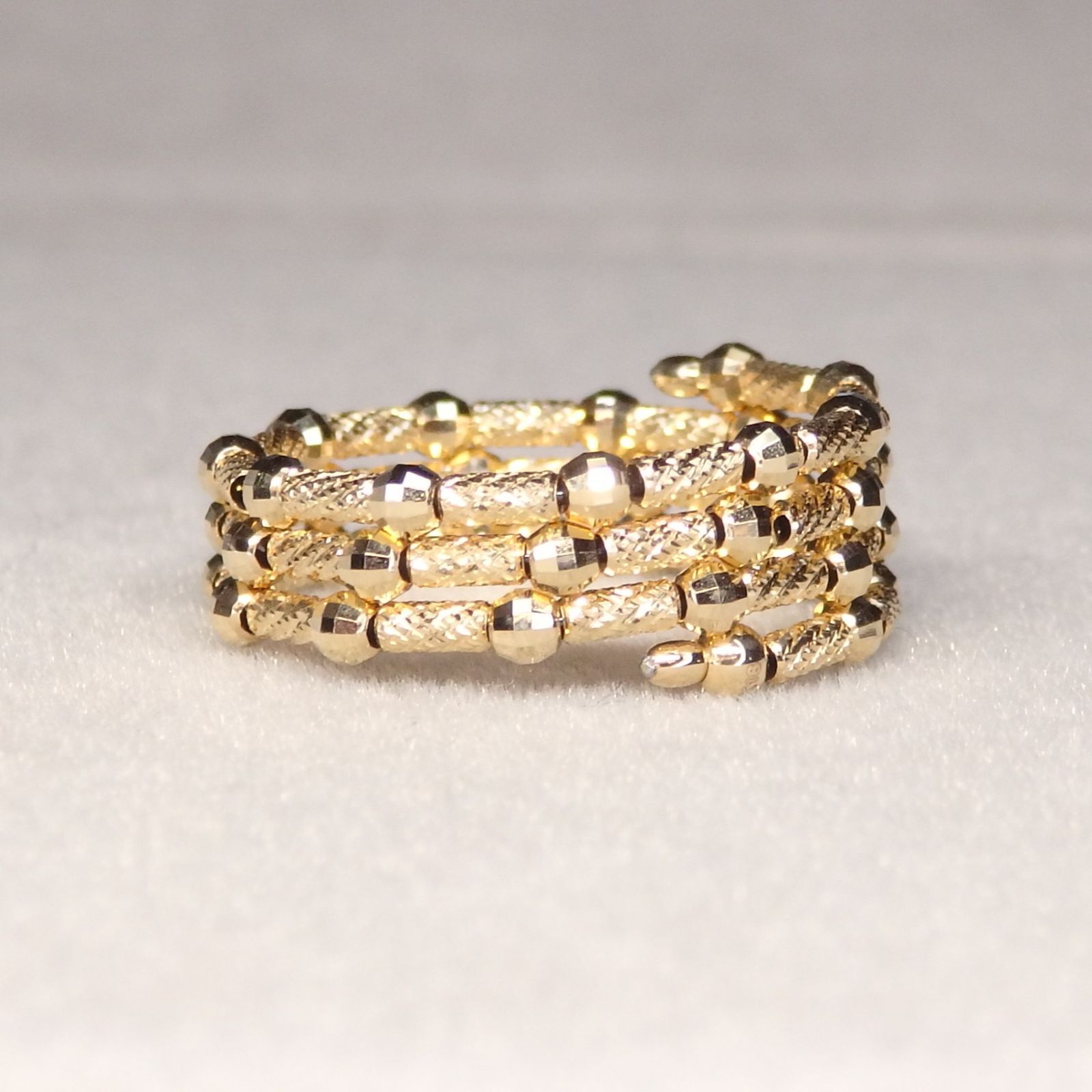 形状記憶リング 3連 Z5855 K18スリーカラー 地金 指輪 フリーサイズ 形状記憶リング 3連 Z5855 K18スリーカラー 地金 指輪