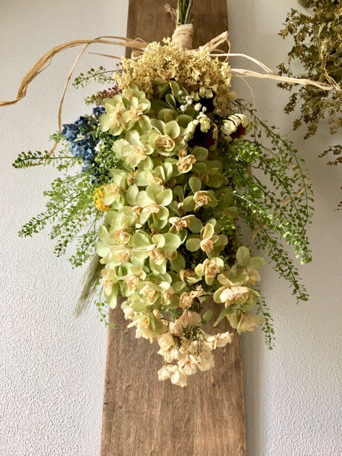 NO.35 柏葉あじさいのドライフラワースワッグ - lily seeds＝ゆりの種 - メルカリ