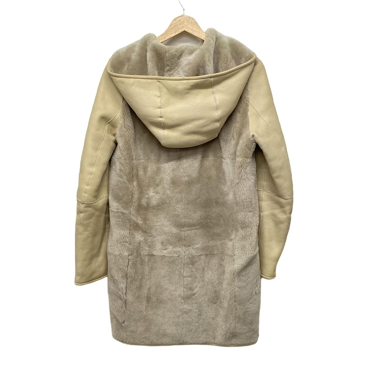 Max Mara マックスマーラ ダッフルコート サイズFB38 レディース - アイボリー×ブラウン 長袖 ムートン 冬