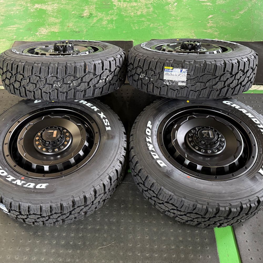 デリカD5 デリカd5 スタッドレス ダンロップ グラントレック XS1 215