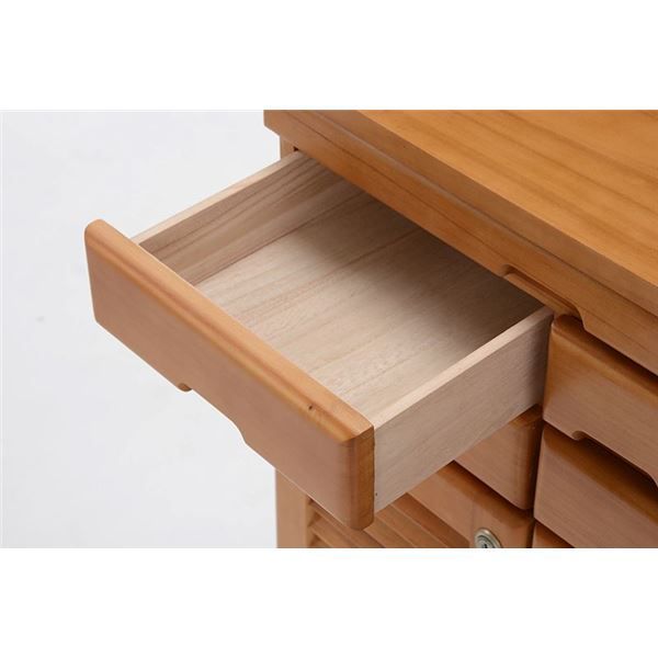 〔リビング ダイニング