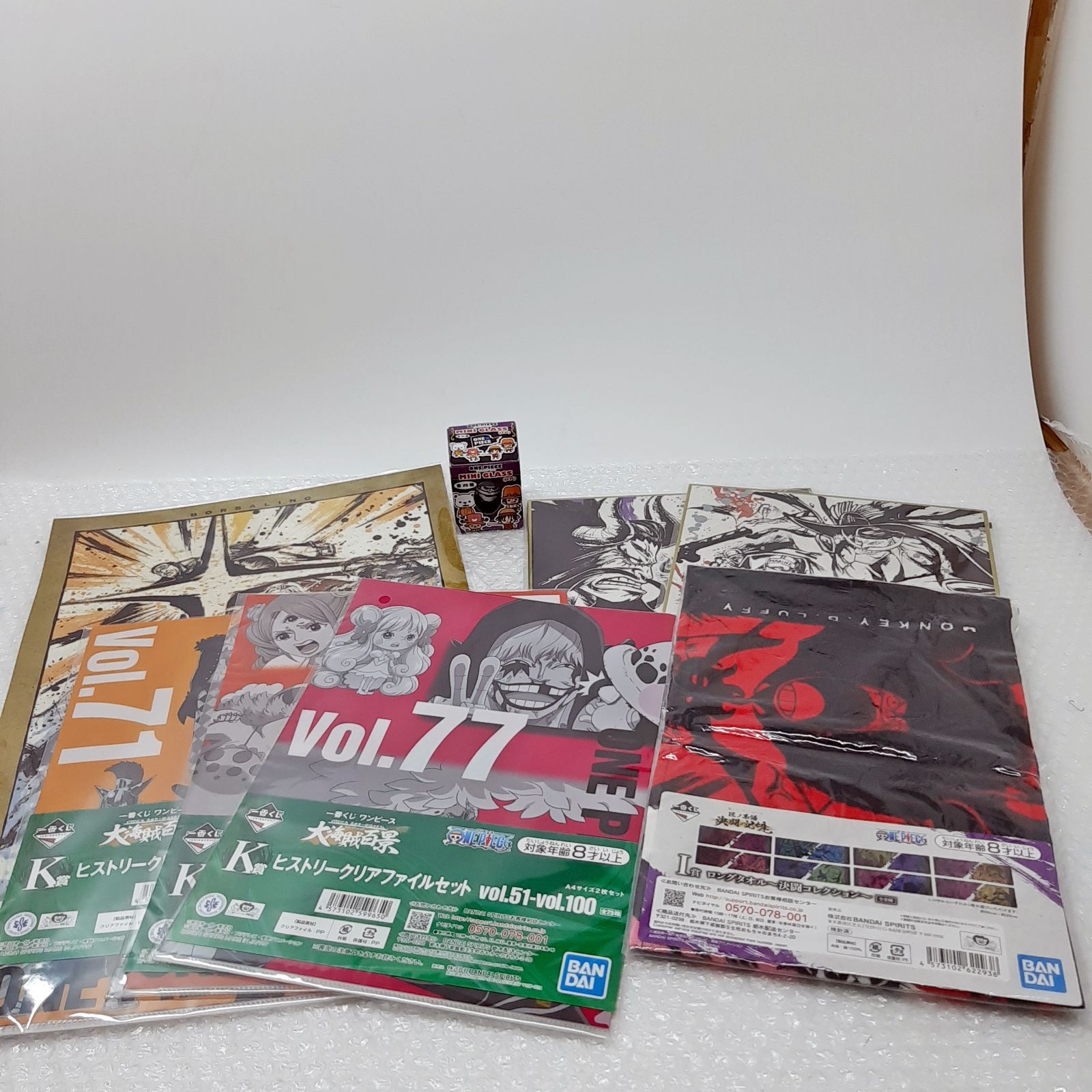 未開封品 ワンピース 一番くじ クリアファイルセット ポスター