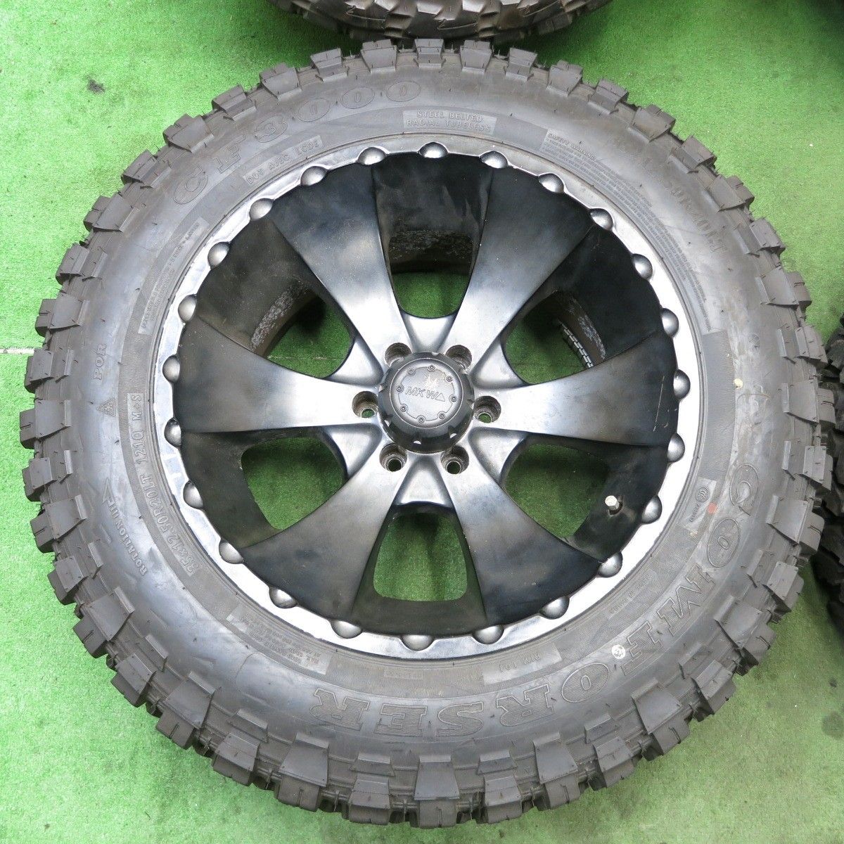 ジャケット バリ溝 22年 9.5分 MKW M-19 35×12.50R20 コンフォーサー CF3000 トーヨー M T オープンカントリー 20インチ PCD139.7 6H 5091001ナノ 値段交渉可