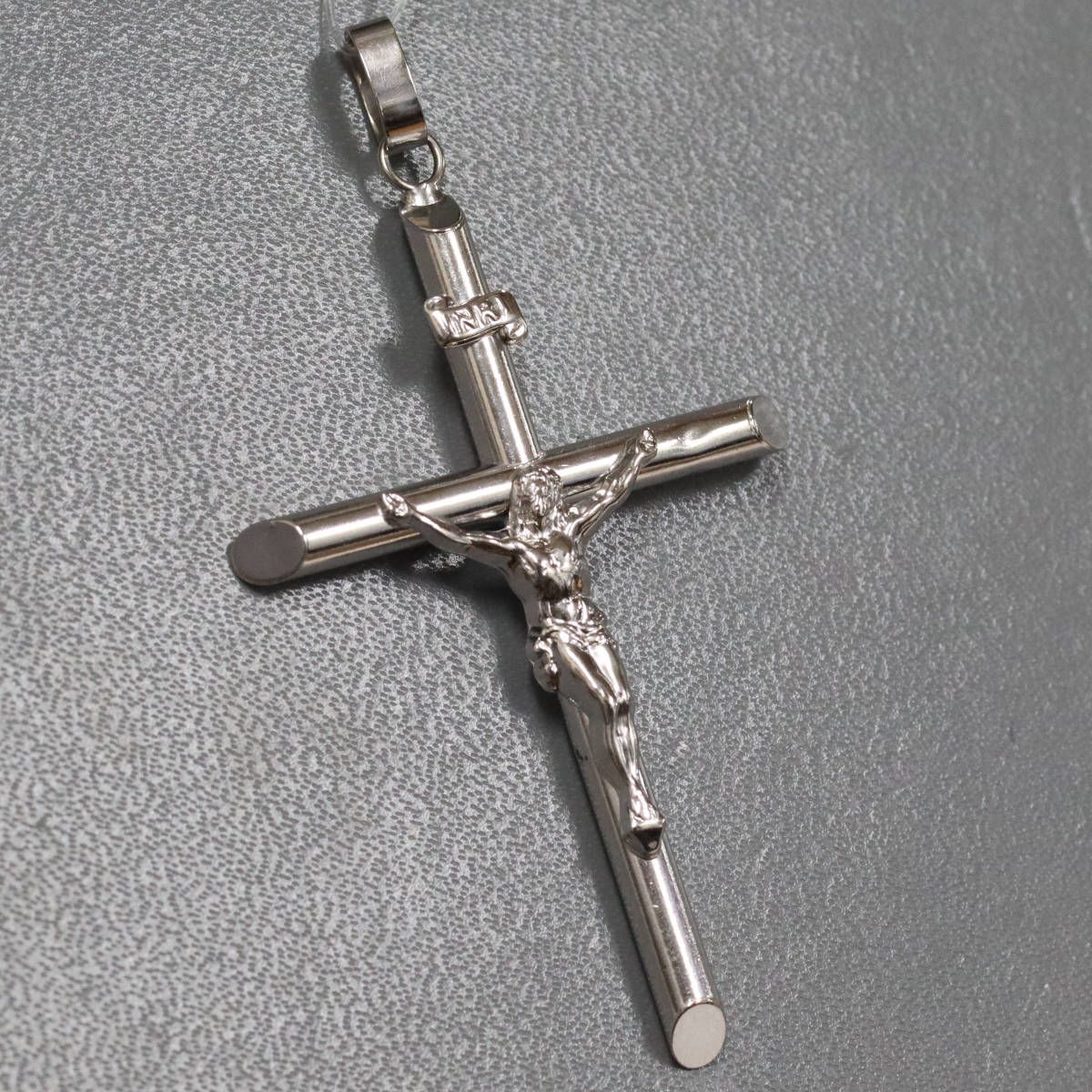 ウノアエレ 750クロスペンダントトップ 6.6g キリストウノアエレ