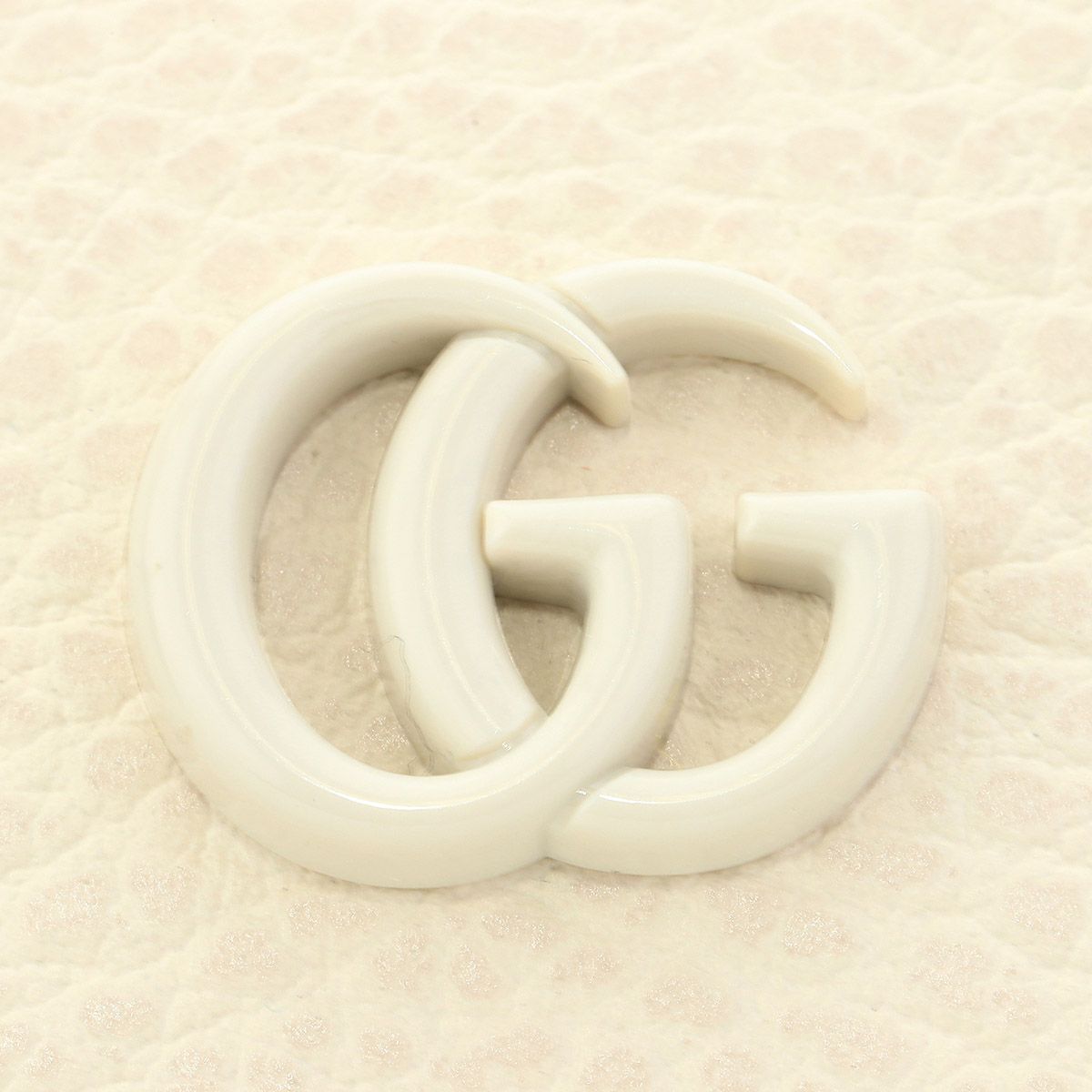 新品 グッチ GUCCI キーケース GGマーモント ホワイト - メルカリ