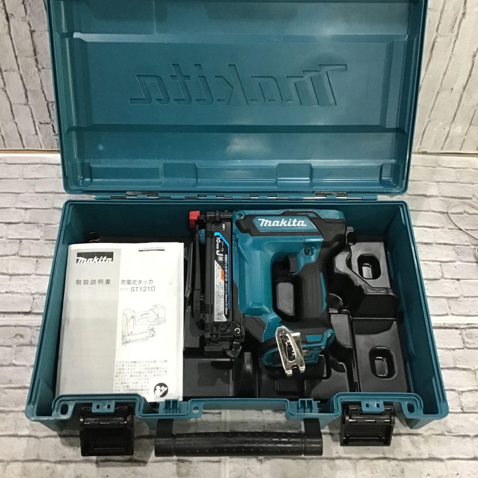 マキタ(makita) コードレスタッカー ST121DZK【川口店】-日本売品 マキタ(makita) コードレスタッカー ST121DZK【川口店】-日本売品