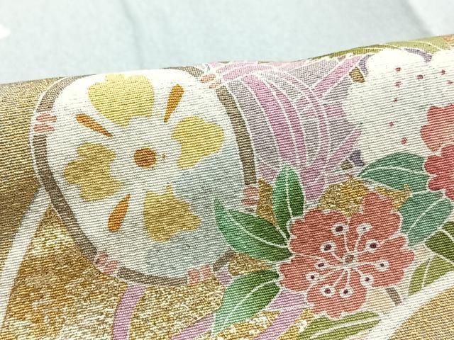 ［3145］［3925］訪問着 草花文 落款有 作家物 金彩 正絹 着物 袷 3925］訪問着 草花文 落款有 作家物 金彩 正絹 着物 袷