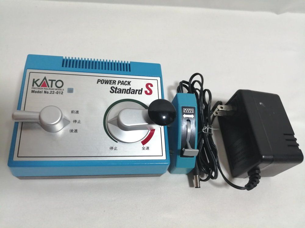 KATO 22-012 パワーパックスタンダードS (3台セット) KATO 22-012 パワーパックスタンダードS (3台セット) 鉄道模型
