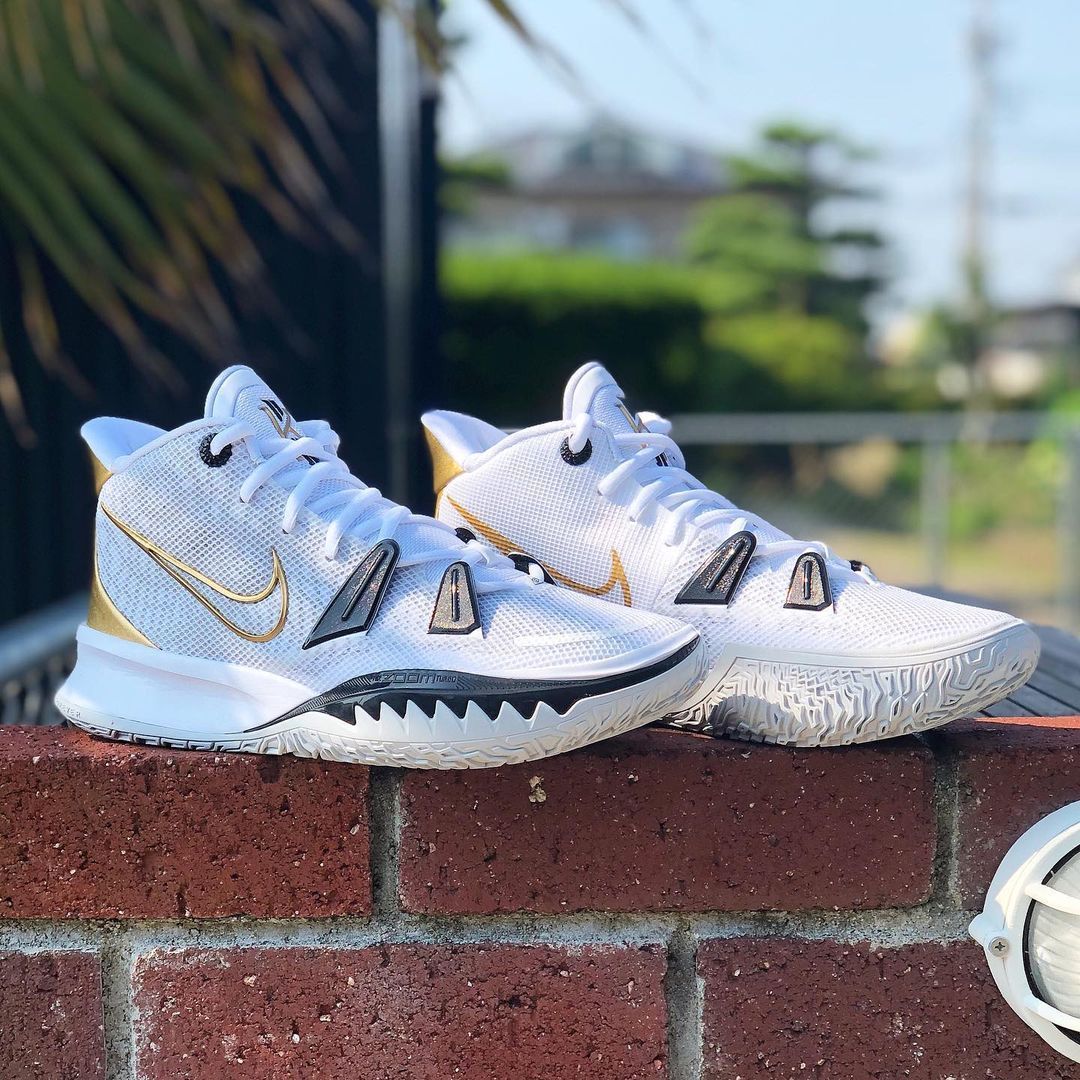 NIKE KYRIE 7 EP 'CHAMPION RINGS' ナイキ カイリー 7 ホワイト