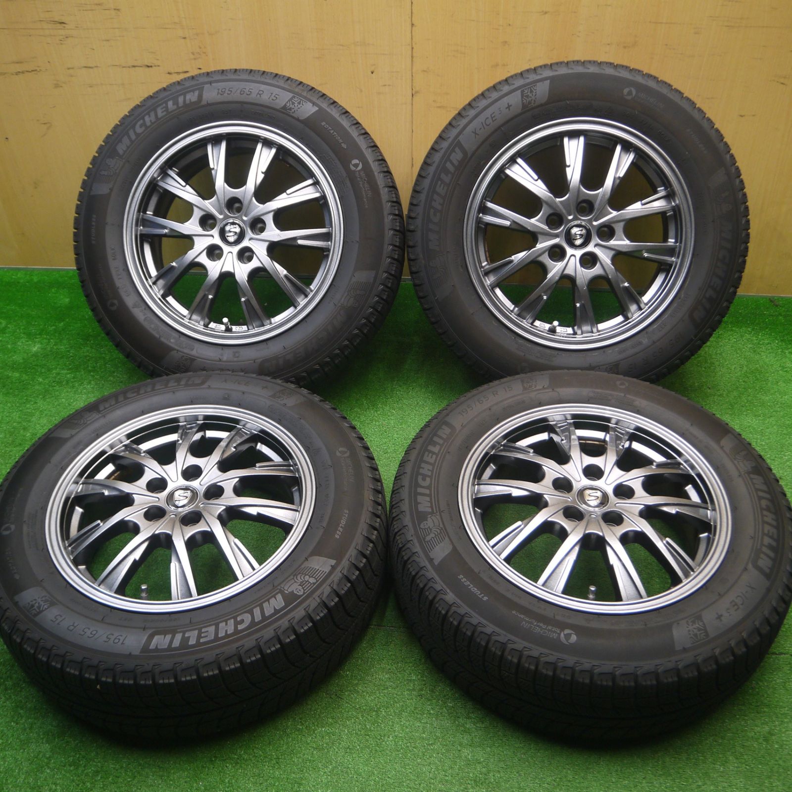 送料無料] バリ溝！9分☆プリウス等 195/65R15 スタッドレス ミシュラン X-ICE3+ STRANGER ストレンジャー 15インチ  PCD100/5H☆4100404Hス - メルカリ