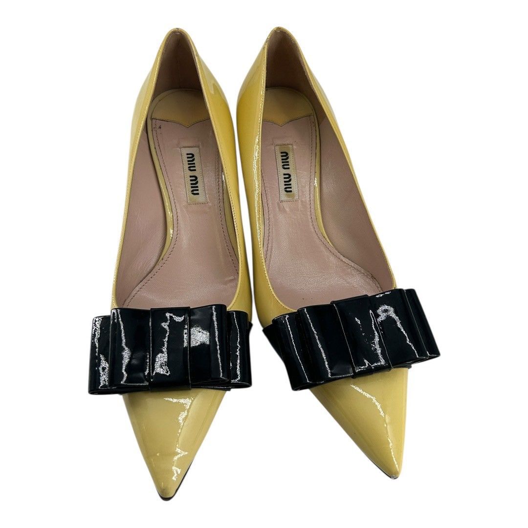 miu miu パンプス　イエロー　レディース　箱あり　サイズ表記37 miu miu パンプス イエロー レディース 箱あり サイズ表記37