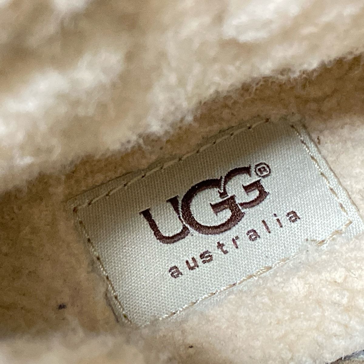 UGG アグ