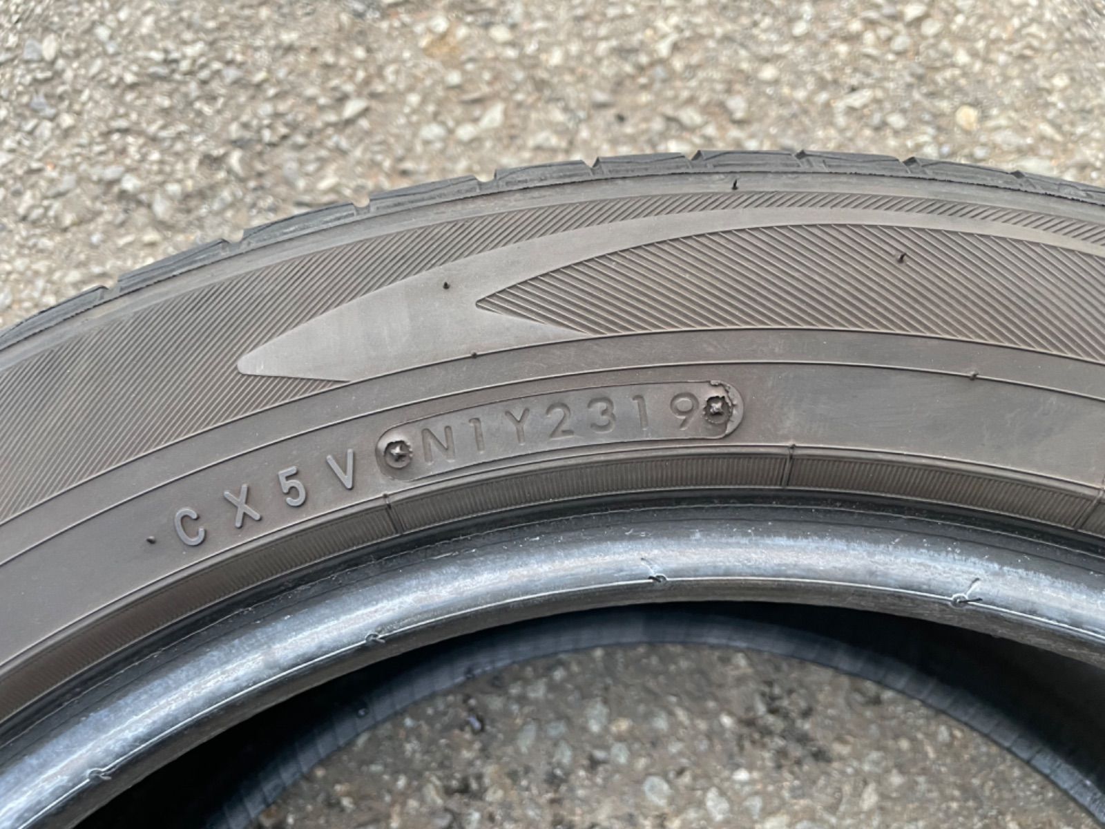 F0132）中古タイヤ4本セット！235/50R18 TOYO 2016年製造、クラウン 